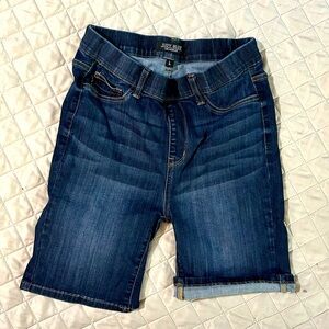 Judy Blue slip-on bluejean shorts size Large
